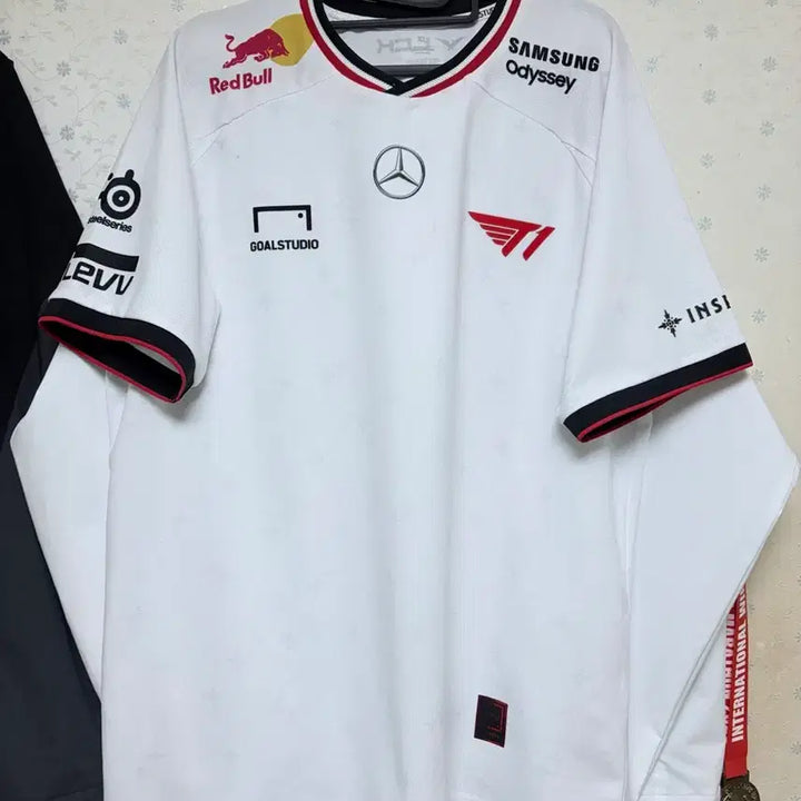 [BUNJANG] T1 2025 Unmarked Jersey Size 105 / T1 티원 2025 유니폼 노마킹 판매