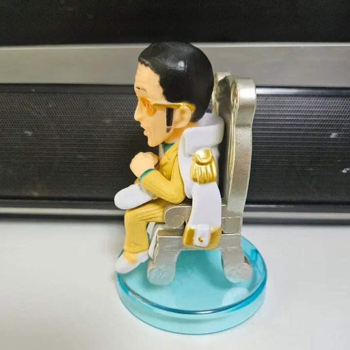 [BUNJANG] One Piece Kizaru Mini Figure / 원피스 미니 피규어 키자루 팝니다
