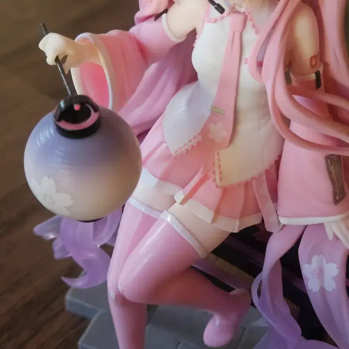 [BUNJANG] Hatsune Miku Sakura Miku Figure / 하츠네미쿠 사쿠라미쿠 피규어