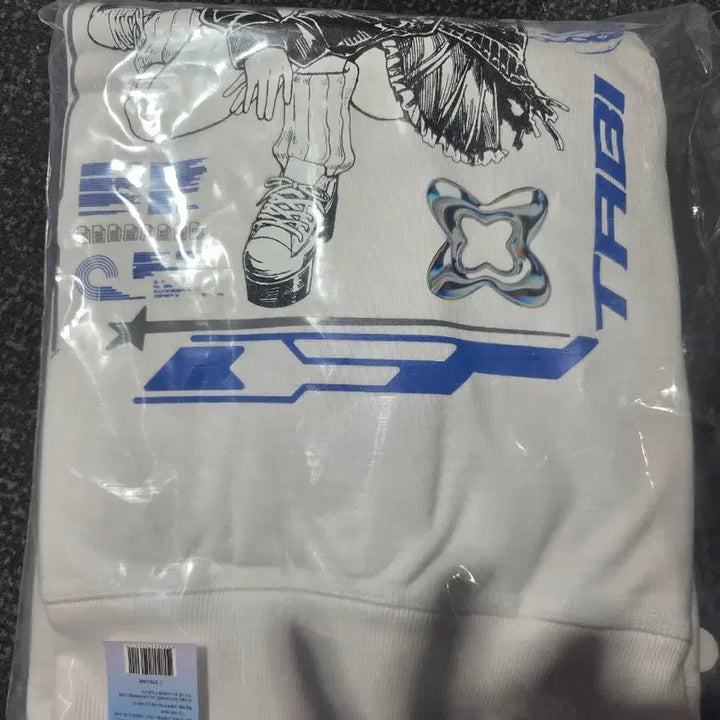 [BUNJANG] Stellive Tabi Sweatshirt / 스텔라이브 타비맨투맨 추석이벤트