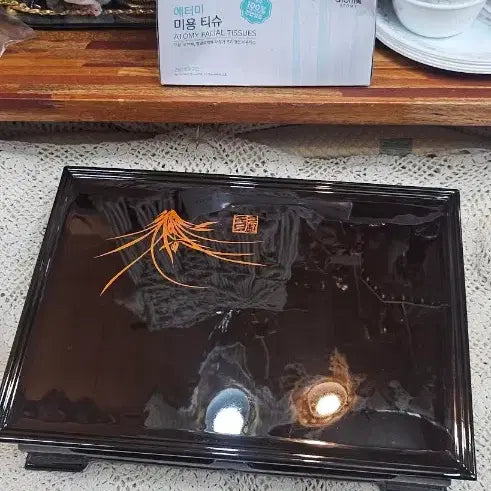 [BUNJANG] Najeon Chilgi Lacquerware Wheeled Tea Table / 나전칠기 특수휄기칠기다과상새거