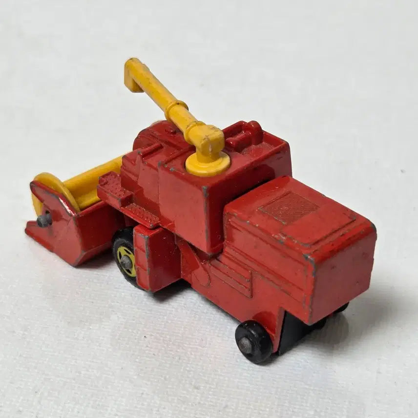 [BUNJANG] 1970s Matchbox Tractor Diecast Miniature / 70년대 매치박스 미니카 트랙터 다이캐스트 카페소품
