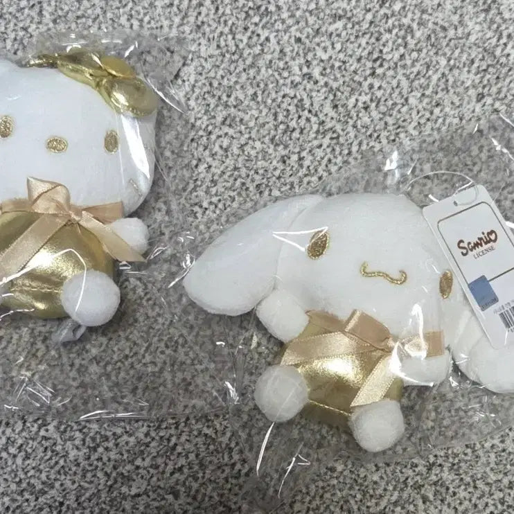 [BUNJANG] Sanrio Hello Kitty Cinnamoroll Gold Edition Plush Keychains Bundle Set / 산리오 헬로키티 시나모롤 골드 인형키링 일괄판매