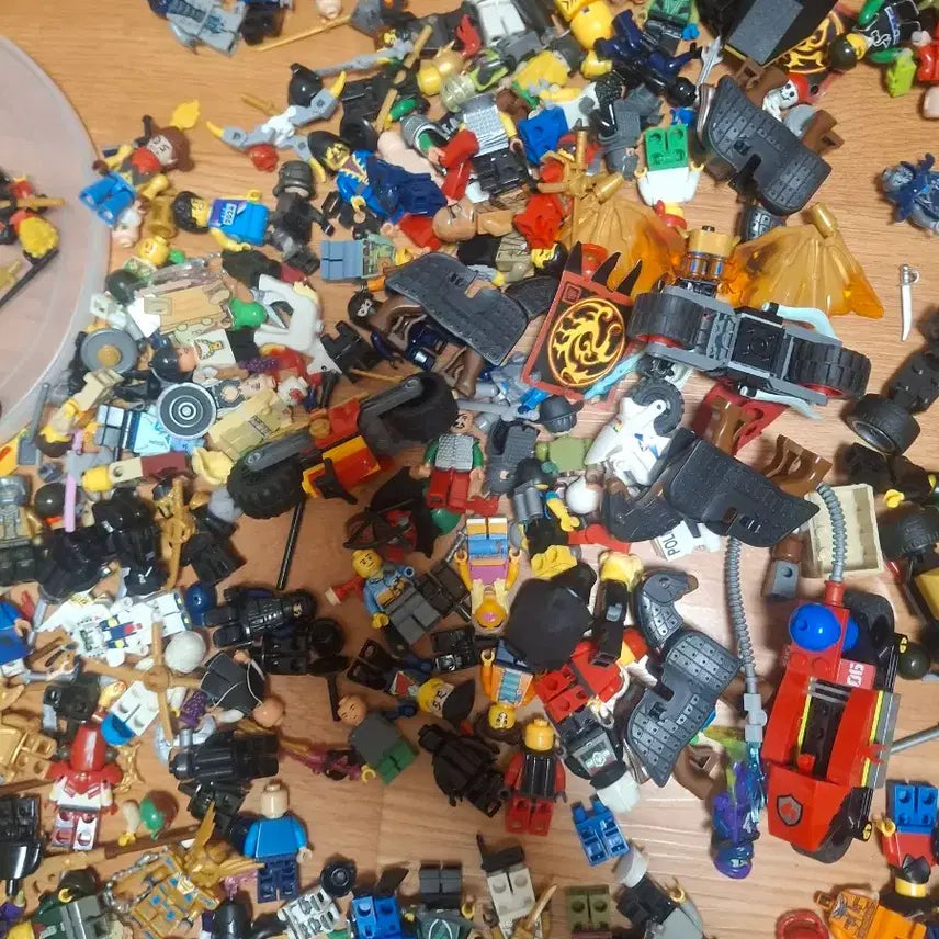 [BUNJANG] LEGO Minifigures &amp; Gacha Figures Set / 레고 미니피규어,가챠 장난감,피규어