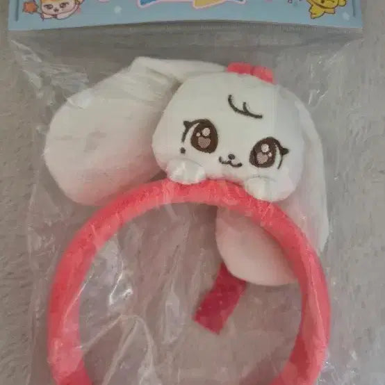 [BUNJANG] IVE Wonyoung Cherry Headband Everland Collaboration MD Goods (Sealed) / 체리 원영 머리띠. 에버랜드 콜라보 MD 굿즈 (미개봉)