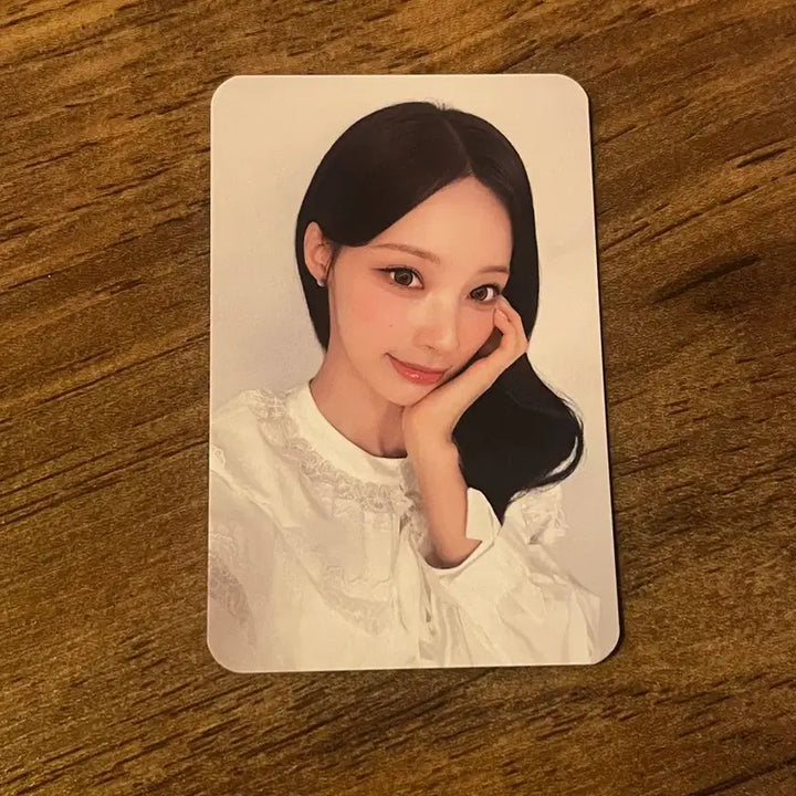 [BUNJANG] LE SSERAFIM Wonyoung Photocard / 할리스 리센느 원이 포토카드 포카 판매