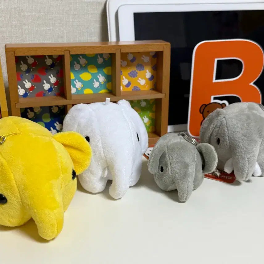 [BUNJANG] Elephant Plush Toy Set / 코끼리 인형 세트