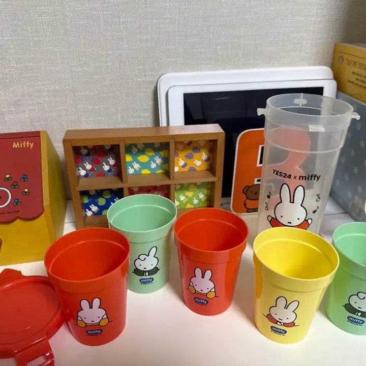 [BUNJANG] Miffy 2018 Vintage Cup Set New / 고전 2018년도 미피 컵 세트 새상품
