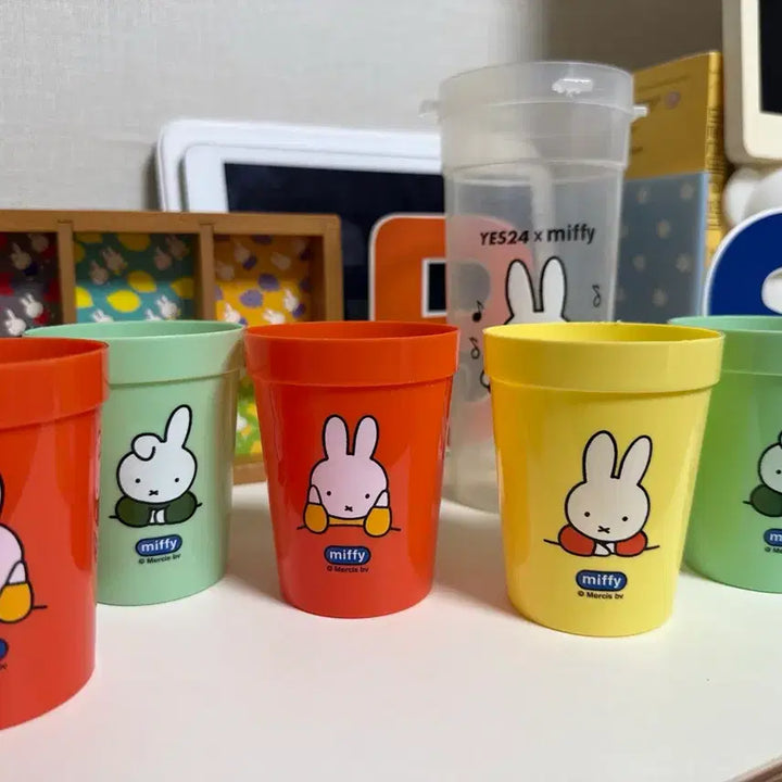 [BUNJANG] Miffy 2018 Vintage Cup Set New / 고전 2018년도 미피 컵 세트 새상품