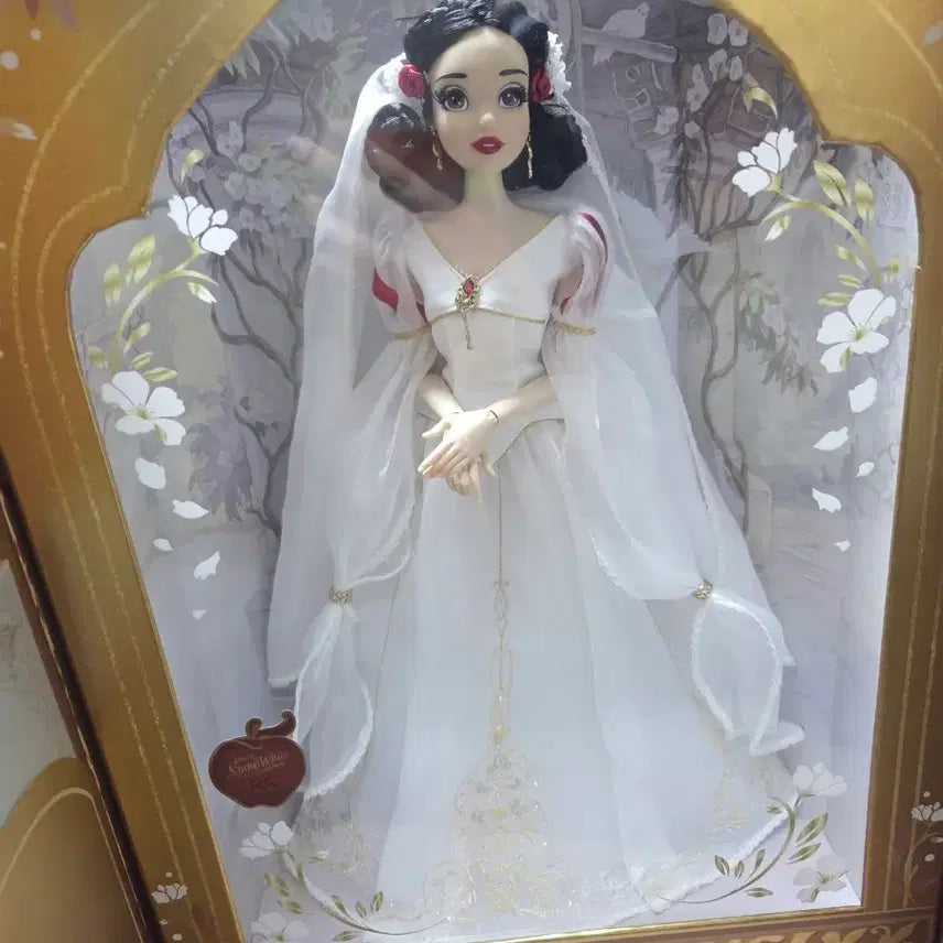 [BUNJANG] Disney 85th Anniversary Limited Edition Snow White Doll / 디즈니 85주년 한정판 백설공주 인형 리밋돌