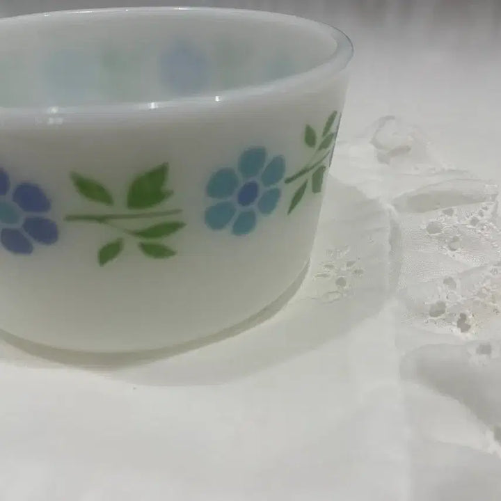 [BUNJANG] Vintage JAJ Pyrex Milk Glass / 빈티지 JAJ 파이렉스 밀크글라스
