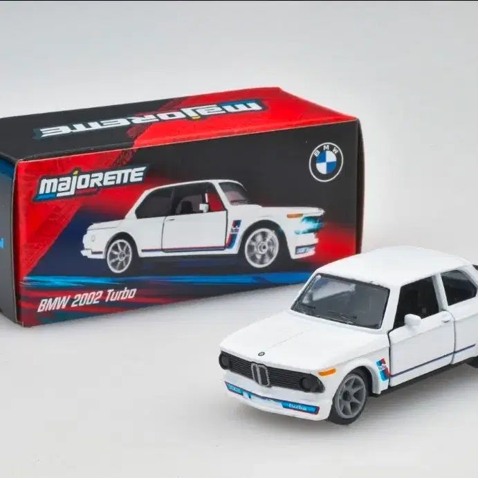 [BUNJANG] Majorette BMW 2002 Turbo White (Sealed) / (미개봉/동영상)마조렛 BMW 2002 Turbo 화이트