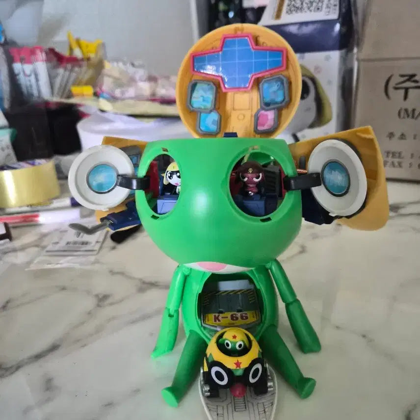 [BUNJANG] Keroro Base Yangcheon Combination Vintage Keroro Base / 택포16.5만 케로로 베이스 양천합체 고전 케로로베이스