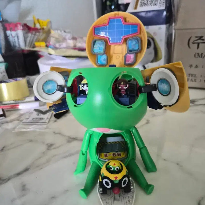 [BUNJANG] Keroro Base Yangcheon Combination Vintage Keroro Base / 택포16.5만 케로로 베이스 양천합체 고전 케로로베이스