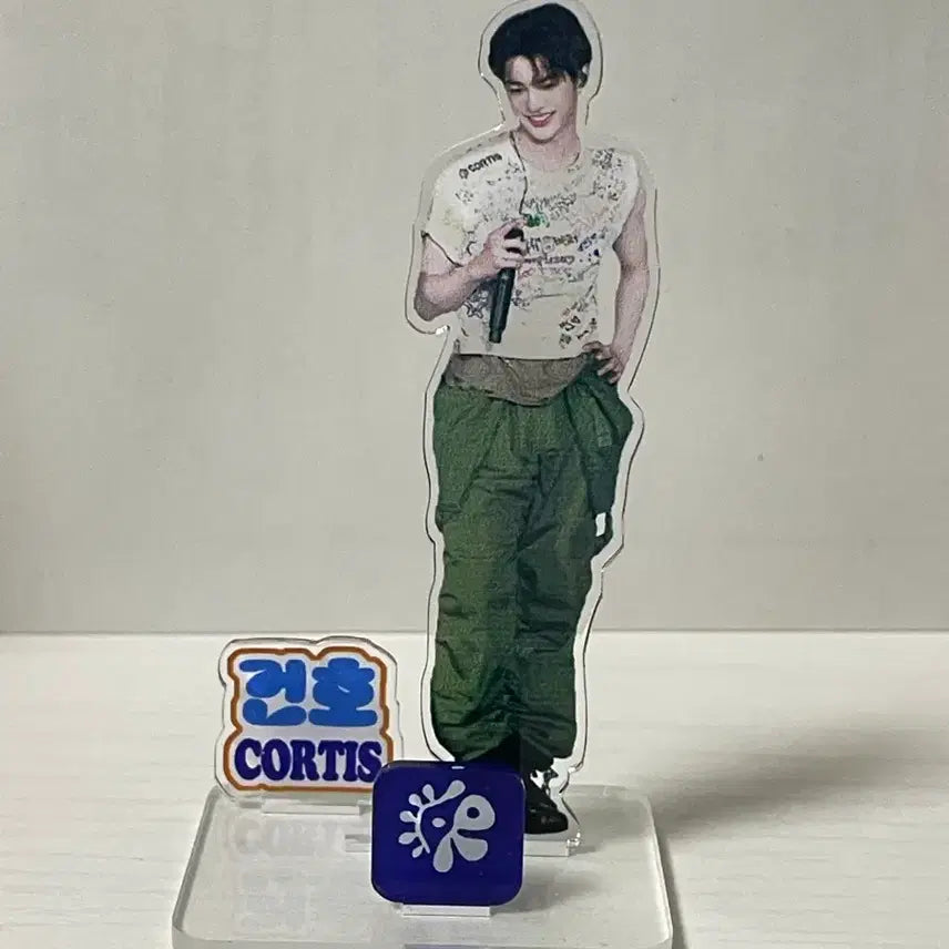 [BUNJANG] Kwonho Acrylic Stand / 코르티스 건호 비공굿 아크릴 스탠드