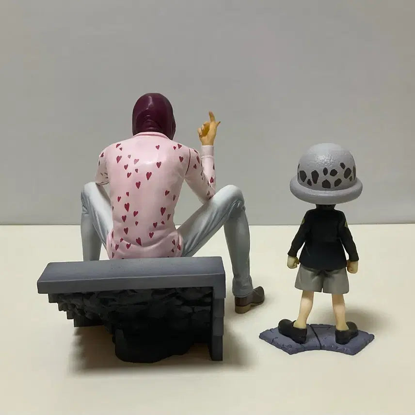 [BUNJANG] One Piece Corazon &amp; Law POP Figure / 원피스 코라손 로우 pop 피규어