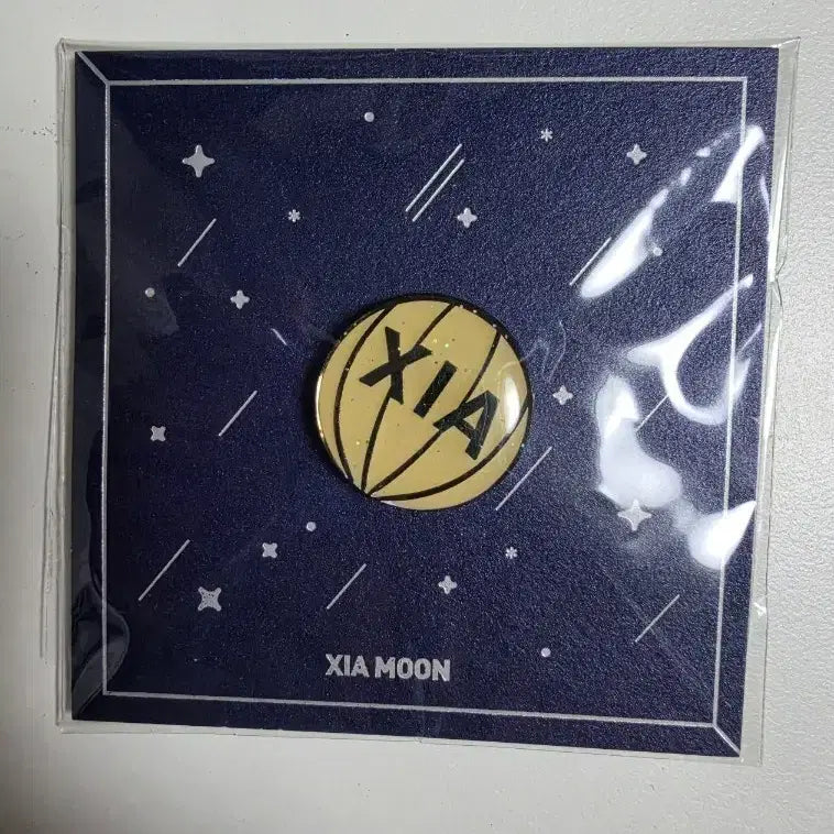 [BUNJANG] XIA Moon Shadhal Badge / XIA MOON 뱃지 샤달뱃지