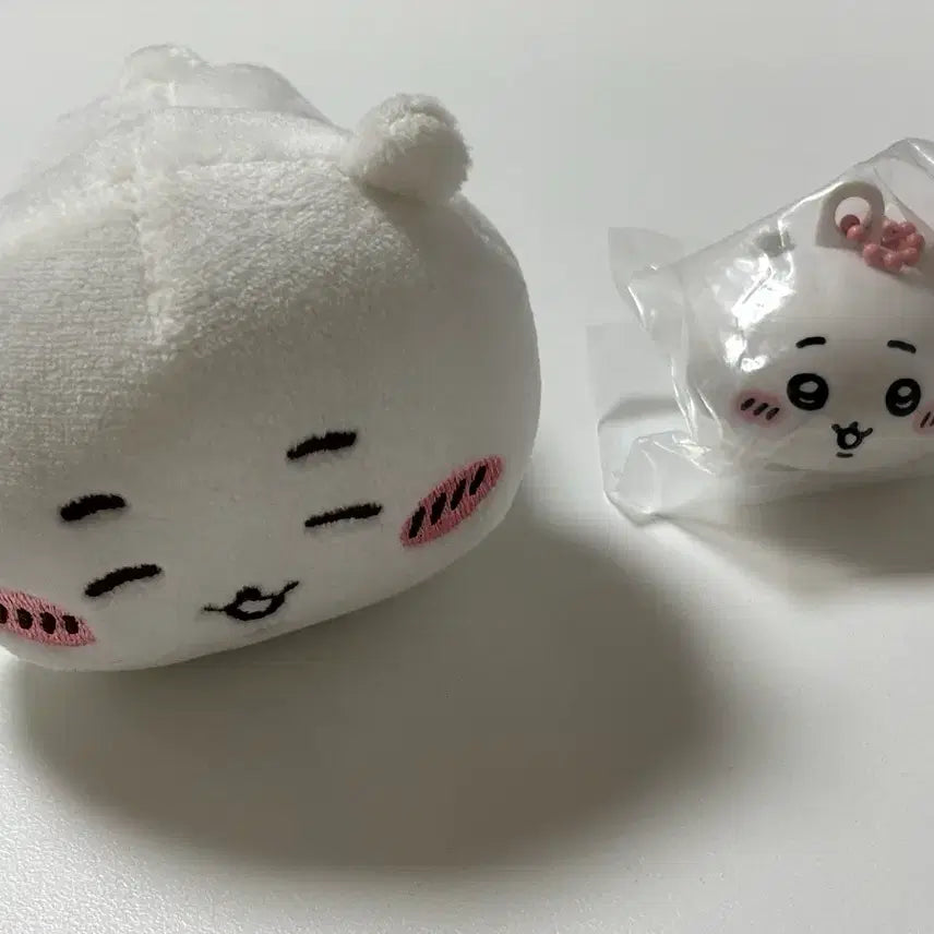 [BUNJANG] Chiikawa Nesoberi Plush &amp; Lip Balm Keychain Bundle Set / 치이카와 일괄