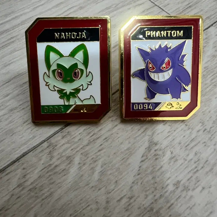 [BUNJANG] Isaac Toast Pokemon Collaboration Badge Set / 이삭토스트 포켓몬스터 콜라보 뱃지 2종 세트팝니다
