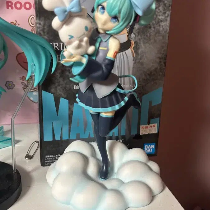 [BUNJANG] Hatsune Miku x Cinnamoroll Collaboration Figure / 하츠네미쿠 시나모롤 피규어