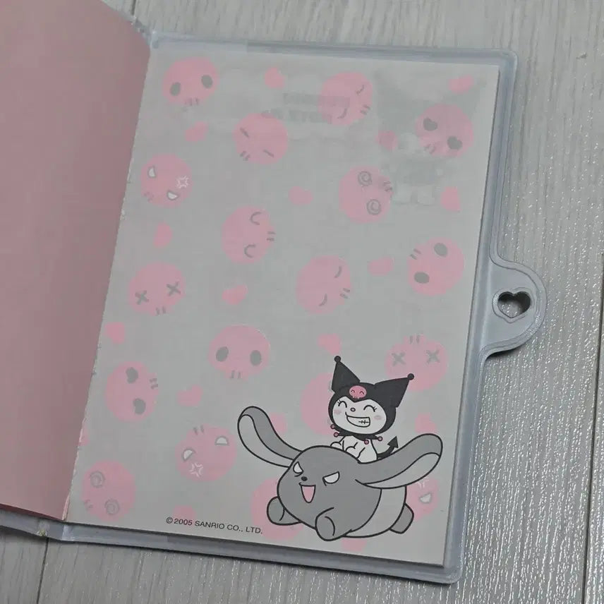 [BUNJANG] Sanrio Kuromi 2005 Notebook Diary / 고전문구 05년도 쿠로미 노트 다이어리