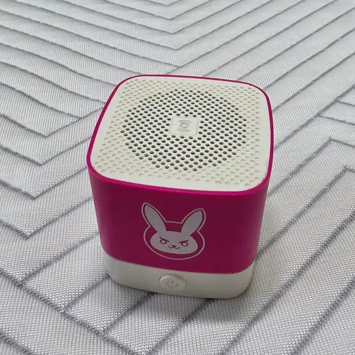 [BUNJANG] Limited Edition Overwatch D.Va Bluetooth Speaker / 한정판 오버워치 디바 블루투스 스피커