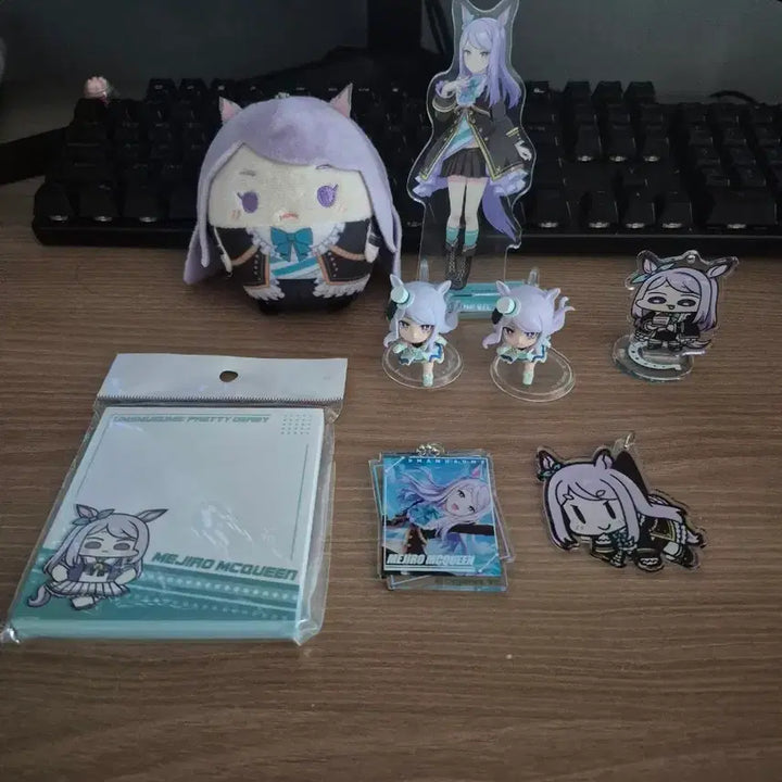 [SOLD OUT] [BUNJANG] Mejiro McQueen Uma Musume Goods Bundle Set / 우마무스메 메지로 맥퀸 굿즈 일괄