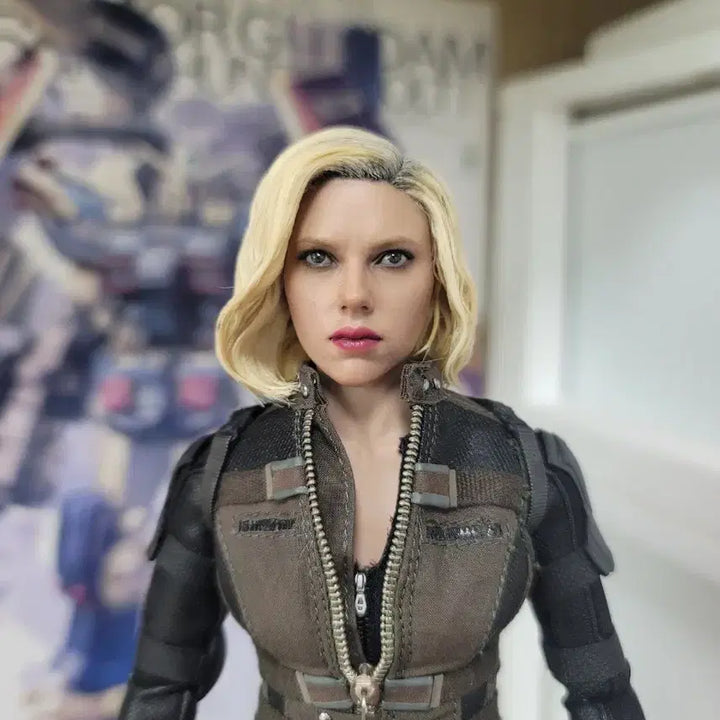 [BUNJANG] Hot Toys Black Widow (Infinity War Version) Custom Hair Sculpted Head / 핫토이 블랙위도우, 팔크 헤어 손질 헤드 (박스 X)