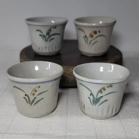 [BUNJANG] Antique Celadon Wine Cups Set of 4 / 옛날술잔.골동품 외사기 4점