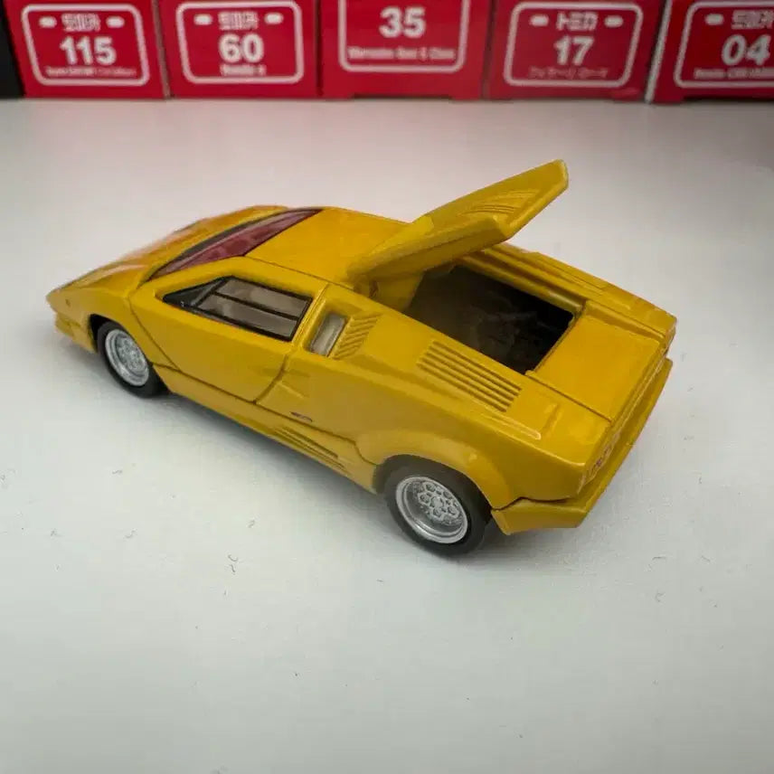 [BUNJANG] Tomica Premium Transporter Lamborghini Countach 25th Anniversary / [단종] 토미카 프리미엄 트랜스포터 람보르기니 쿤타치 25주년