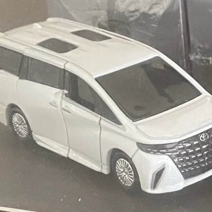 [BUNJANG] Tomica Premium Alphard + Celica Set / 토미카 프리미엄 알파드 + 셀리카 팔아요~