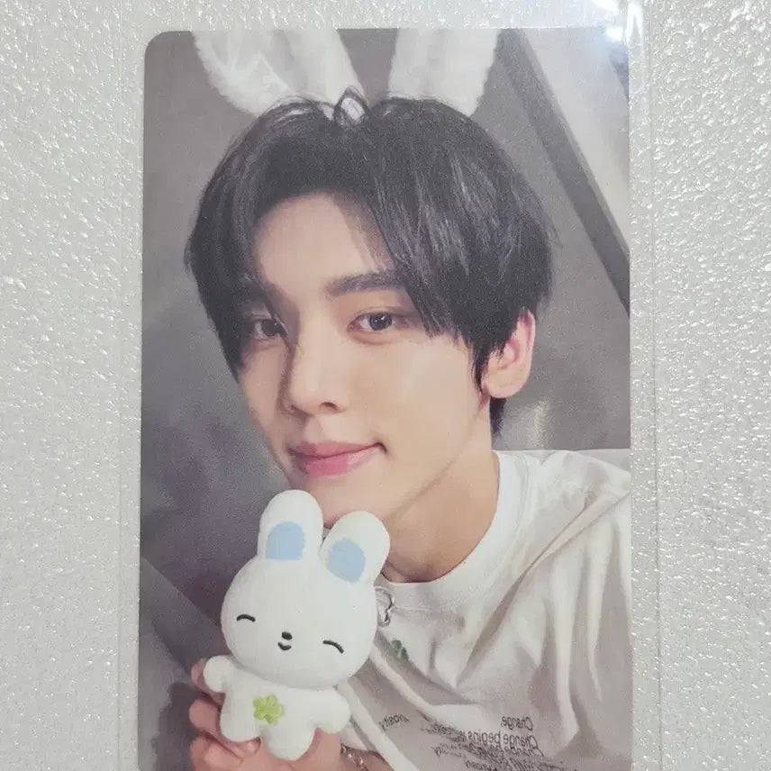 [BUNJANG] ANDWAVE Popup Photocard Han Yu Jin / 앤더블 팝업 5만원 포카 한유진