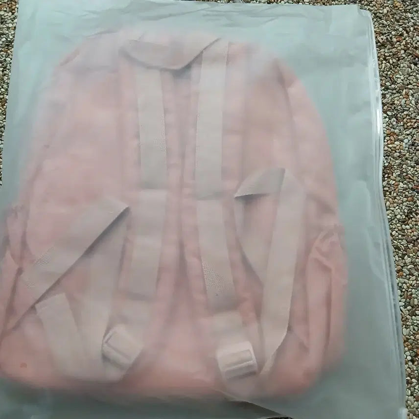 [BUNJANG] Lee Chan Won Pink Backpack and Pure Cotton Towel Set / 미사용 이찬원 굿즈(핑크색 백팩. 순수건)