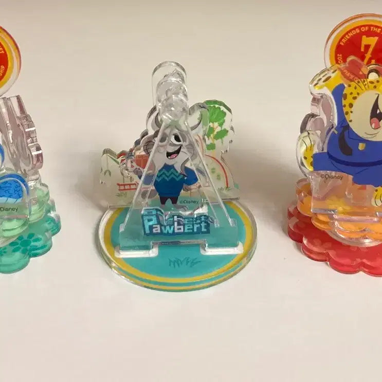 [BUNJANG] Zootopia 2 Kinder Joy Figures (3 Types) with 5 Stickers / 주토피아2 킨더조이