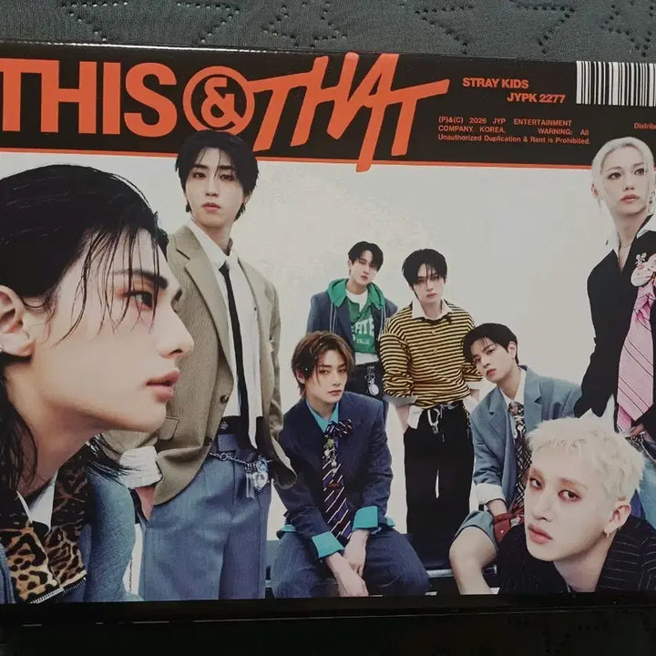 [BUNJANG] Stray Kids This &amp; That 10th Mini Album CD Bundle / 스트레이키즈 디스앤댓 THIS 버전 (10집 미니앨범) Skz