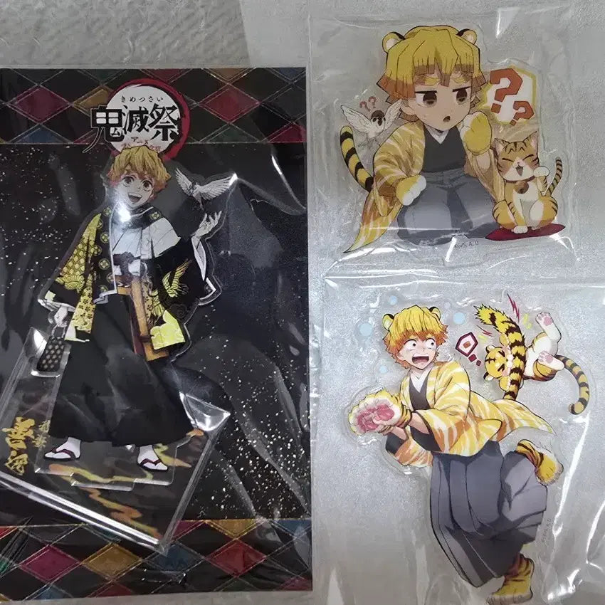 [BUNJANG] Demon Slayer Zenitsu Kimetsuzai &amp; Tiger Acrylic Bundle / 귀멸 젠이츠 귀멸제+호랑이 아크릴 일괄