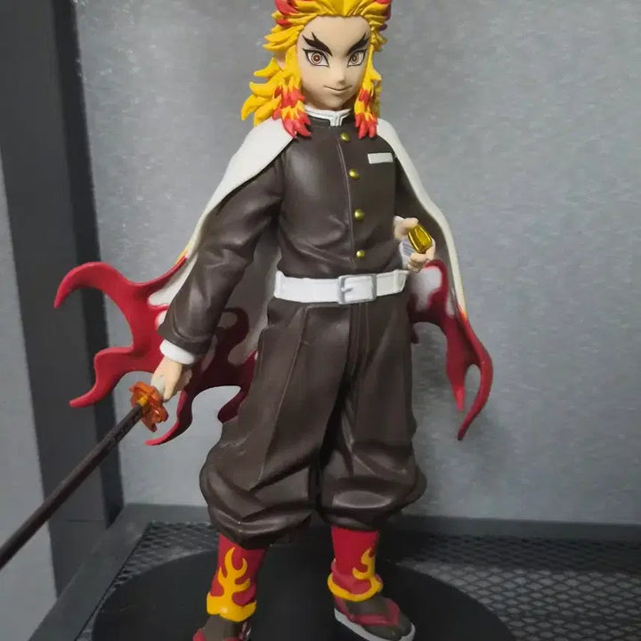[BUNJANG] Kyojuro Rengoku Figure / 렌고쿠 쿄쥬로 피규어