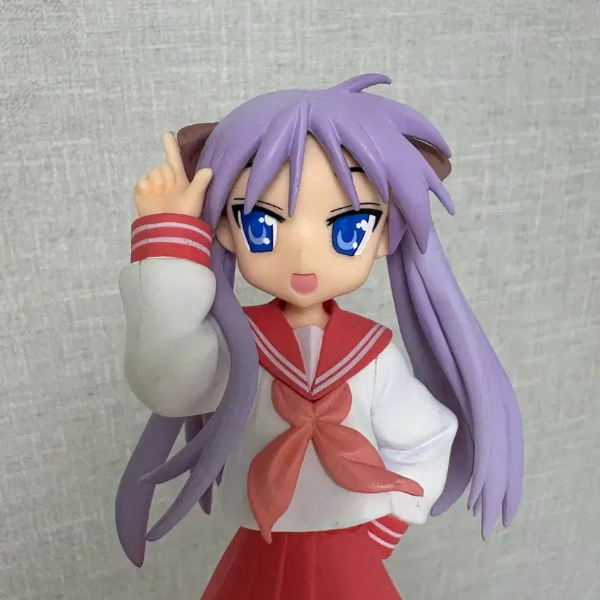 [BUNJANG] Lucky Star Kagami Hiiragi Figure / 러키스타 럭키스타 히이라기 카가미 피규어