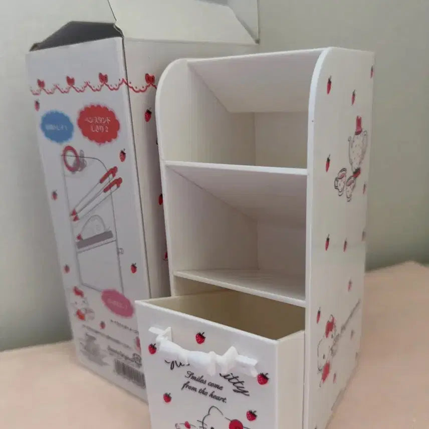 [BUNJANG] Vintage Strawberry Kitty Pen Holder Organizer / 고전 딸기 키티 펜꽂이 수납함