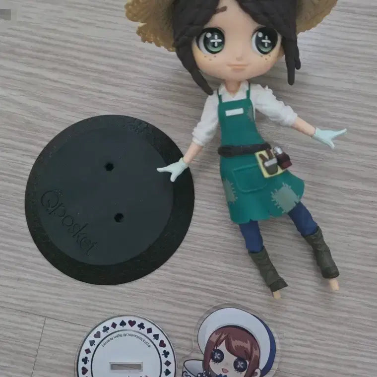 [BUNJANG] Identity V Qposket Gardener Emma Figure / 제5인격 큐포스켓 피규어 정원사 엠마