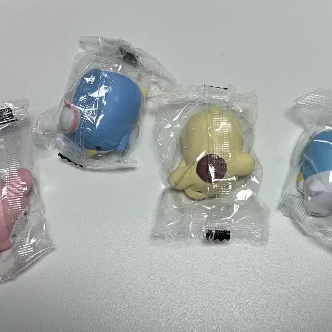 [BUNJANG] Sanrio Huwarin Friends 4 Types Set / 산리오 후뉴마루 4종 판매합니다