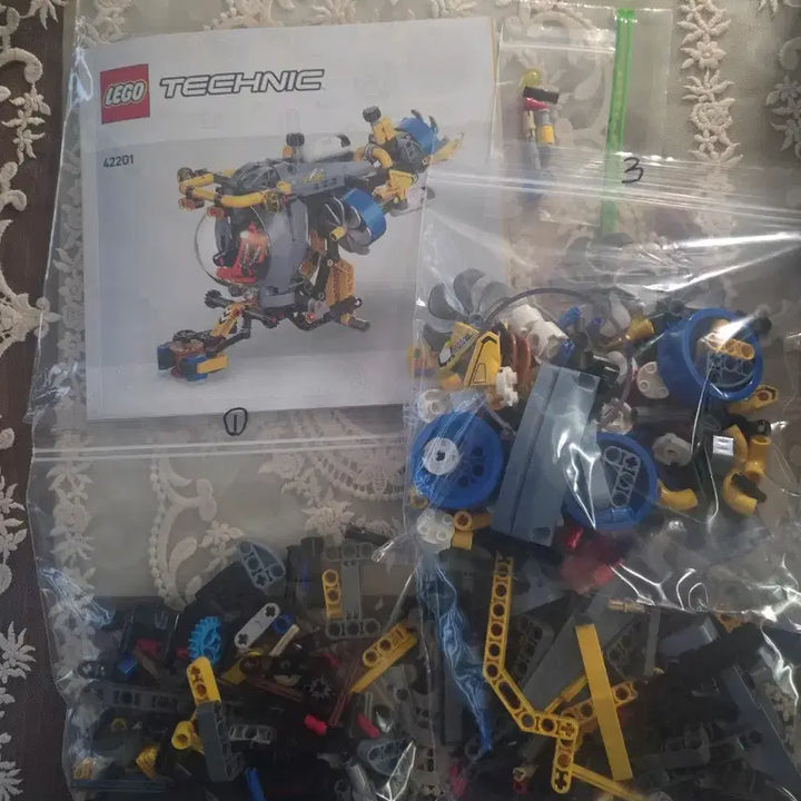 [BUNJANG] LEGO Technic 42101 Deep Sea Exploration Submarine / 레고 테크닉 42201 심해 연구 잠수함
