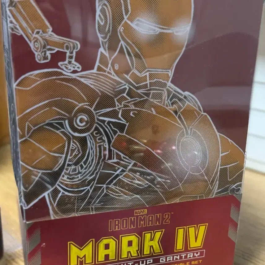 [BUNJANG] Hot Toys Iron Man Mark IV Gantry Bundle / 핫토이 아이언맨 마크4 겐트리합본 하자 판매합니다