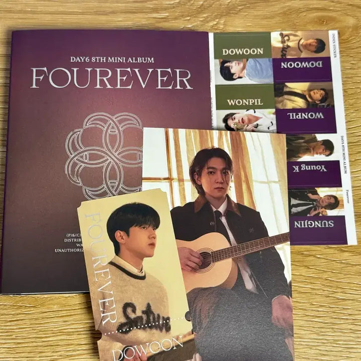 [BUNJANG] DAY6 Forever &amp; Band-Aid 2 Type Set with Photocard / [포카 포함] DAY6 포에버, 밴드에이드 2종 세트
