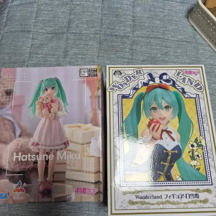 [BUNJANG] Hatsune Miku 2-Figure Set Unsealed / 하츠네 미쿠 피규어 2종 세트 개봉품 팝니다.