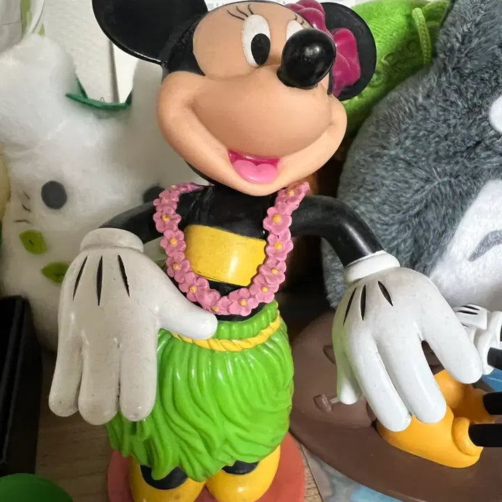 [BUNJANG] Disney Hula Minnie Mouse Figurine / 디즈니 훌라 미니 마우스