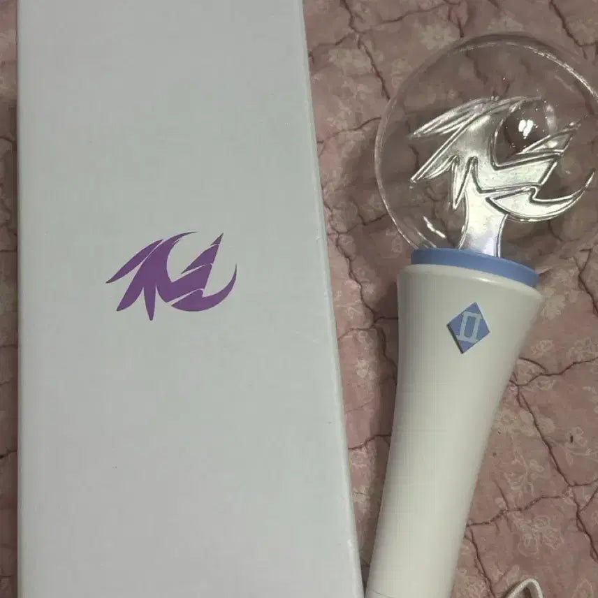 [BUNJANG] Ayatsuno Yuni Official Lightstick / 아야츠노 유니 공식 응원봉