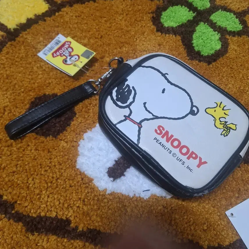 [BUNJANG] 2008 Snoopy Pouch Wristlet / 2008년도 고전))스누피 파우치