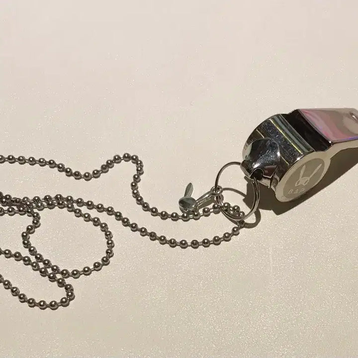 [BUNJANG] B.A.P. Whistle Necklace / B.A.P. 호루라기 목걸이