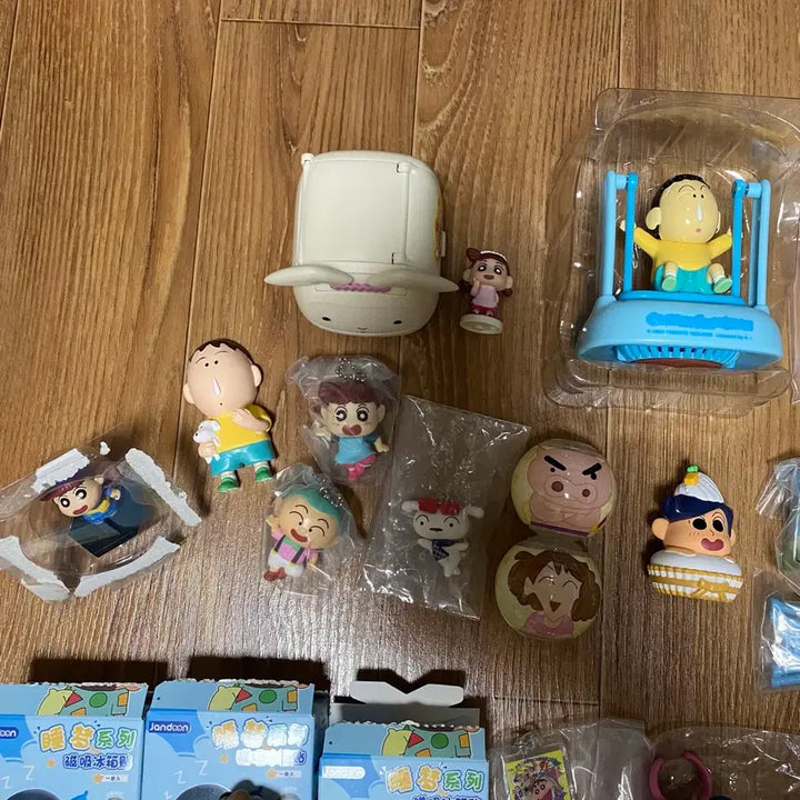 [BUNJANG] Crayon Shin-chan Figure Bundle Set (29 pieces) / 짱구는 못말려 피규어 일괄 (29개)